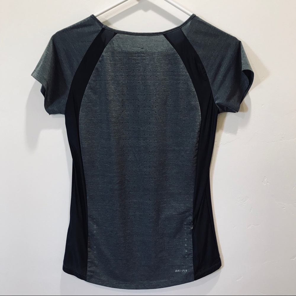 Nike Tech Top XS - Picture 3 of 9